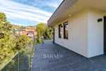 Modern Home with a Pool in Pasarét - picture 9 title=