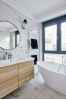Newly built 4-bedroom apartment with garden connection on Gellért hill - picture 9 title=