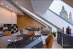 3-bedroom penthouse with roof terrace and panoramic view to  Basilica