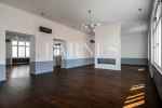 4-bedroom, newly renovated high-class apartment, on 300 m2 - picture 8 title=